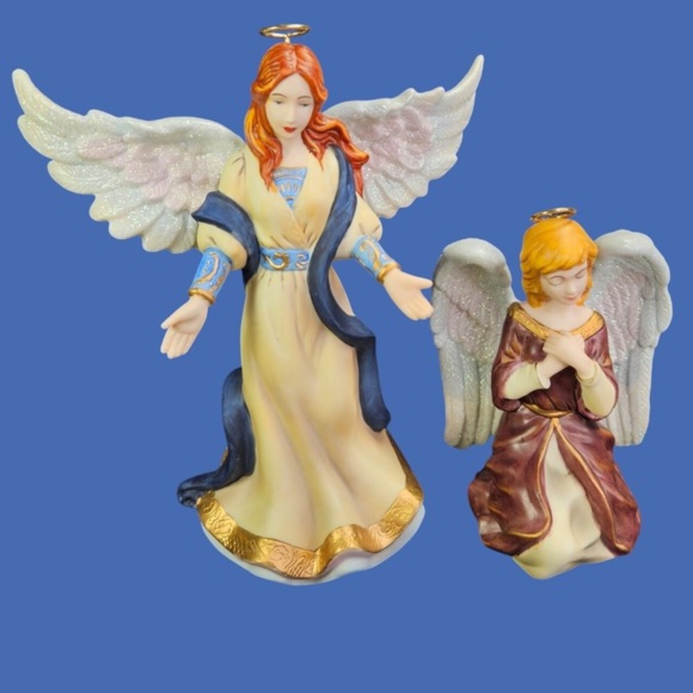 Christmas Nativity Angel of Prayer and Heavenly Angel Pair Hawthorne Villge READ